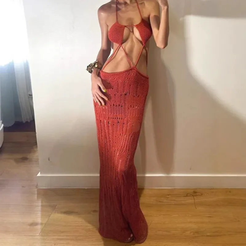 Damen Maxikleid mit raffiniertem Cut-Out-Design und zarten Trägern – Valéora