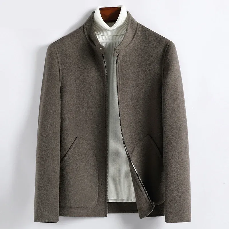 Herren Elegante Kurzjacke aus Wollmix mit Stehkragen, verdecktem Reißverschluss und konturierten Eingrifftaschen Echoarchiv