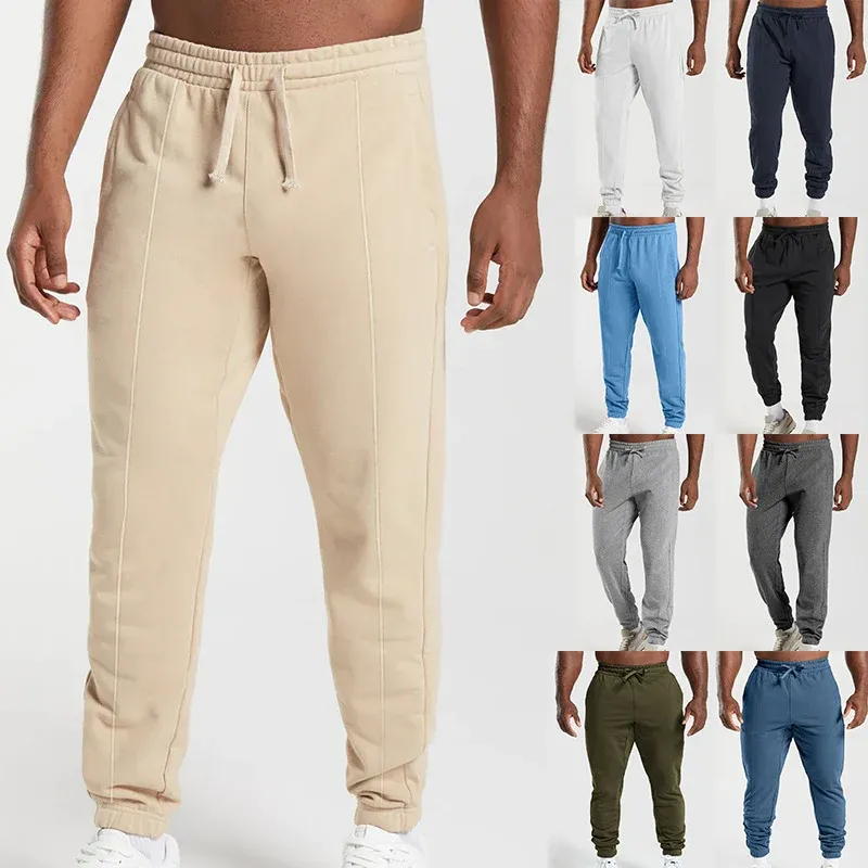 Herren sportliche Jogginghose mit elastischem Bund und seitlichen Taschen – Sorevano
