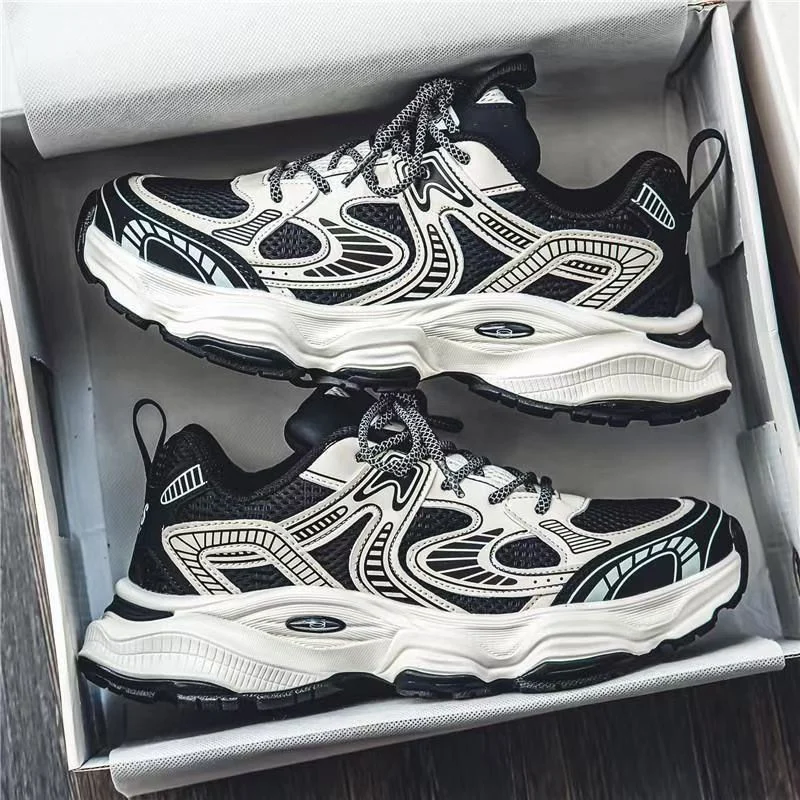 Damen Sneaker mit atmungsaktiver Mesh-Oberfläche und innovativer Dämpfungstechnologie – Névara