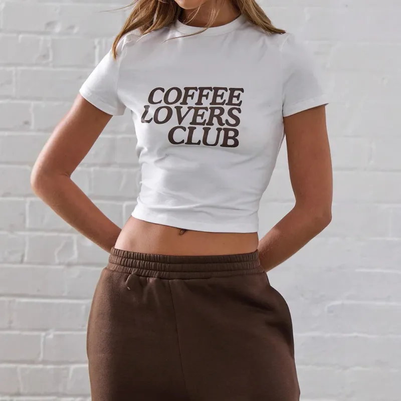 Damen Crop-T-Shirt mit kreativem Kaffeeliebhaber-Print – Orélia