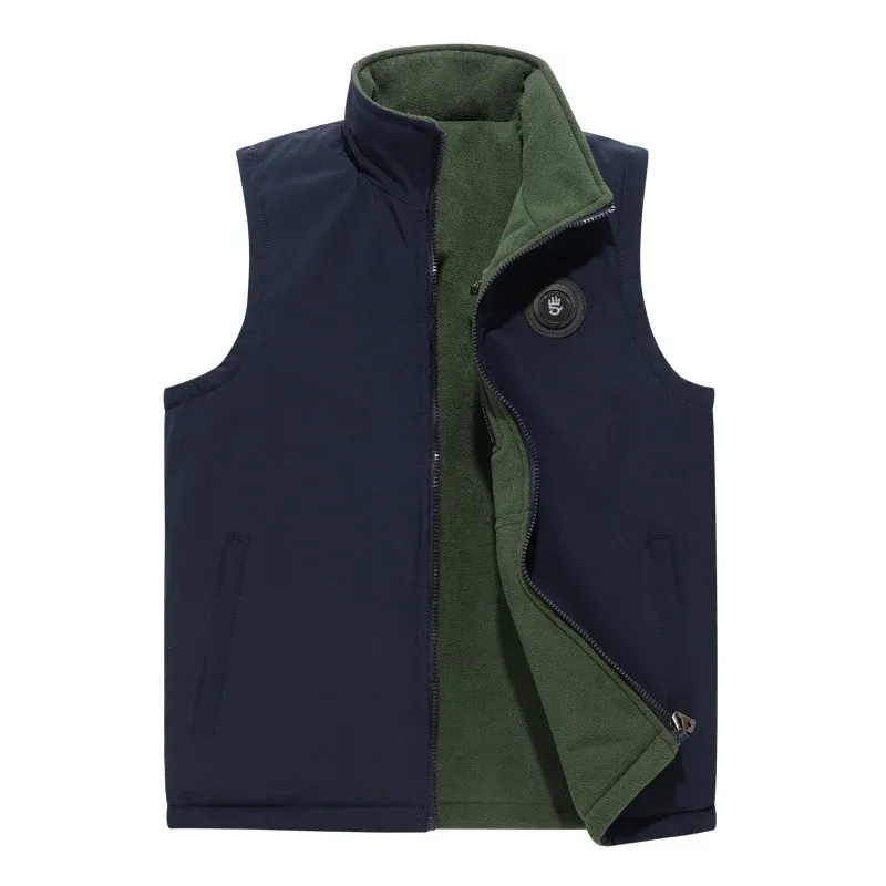 Herren Softshell-Weste mit Fleece-Innenfutter, winddichter Außenlage und hohem Stehkragen Echoarchiv